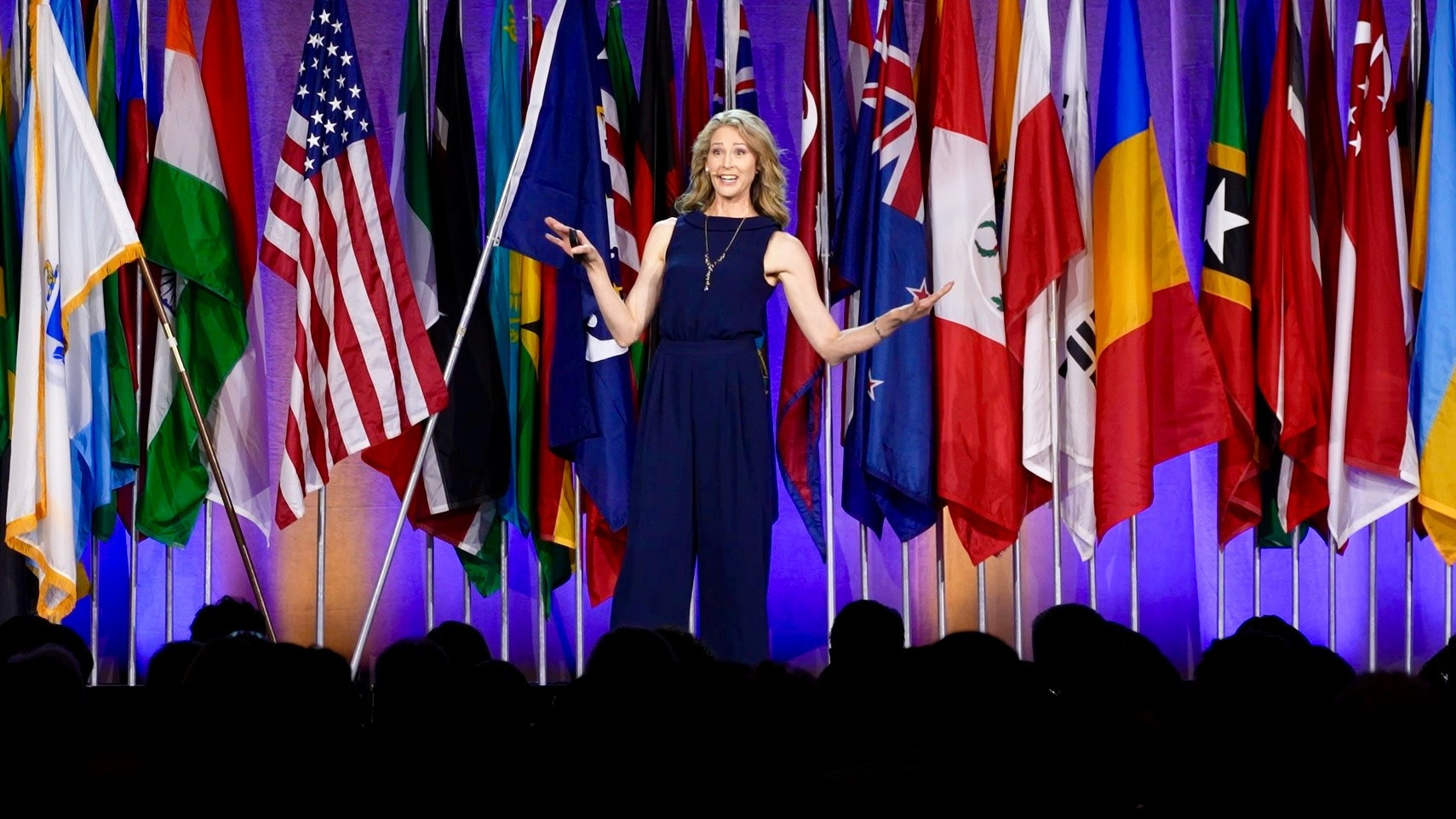 5 reasons to hire a professional Emcee (MC), Event Host & Moderator