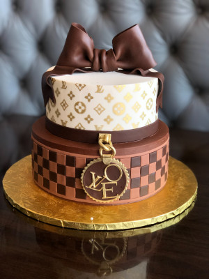 Pink Louis Vuitton themed birthday cake - Aggie's Sweets in 2023