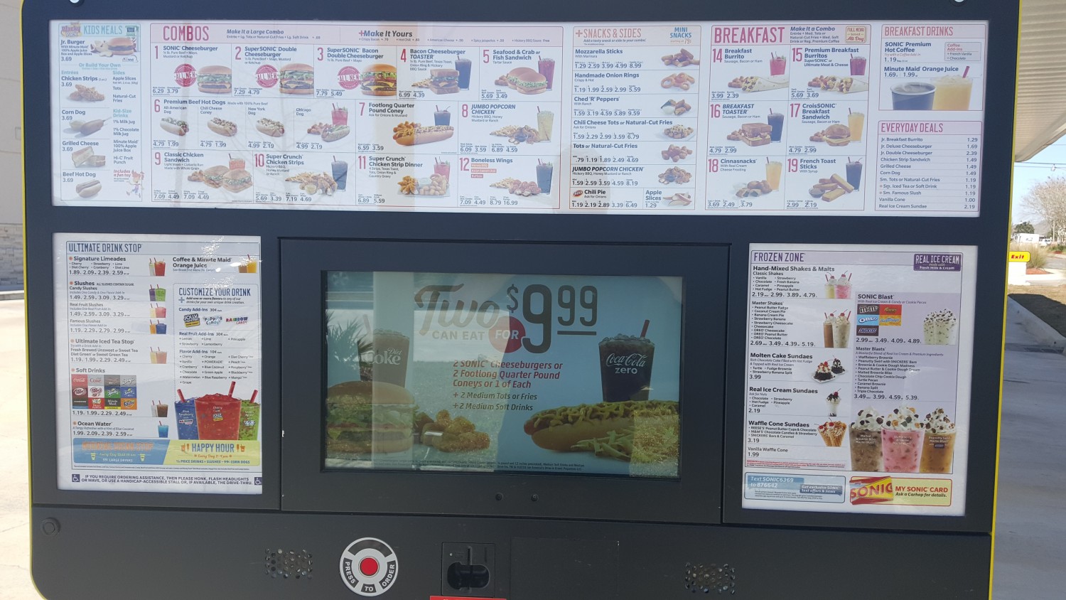 Carhops Sonic Drive In