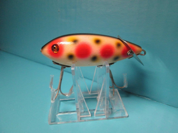 Sold at Auction: Heddon Baby Crab Wiggler Fishing Lure