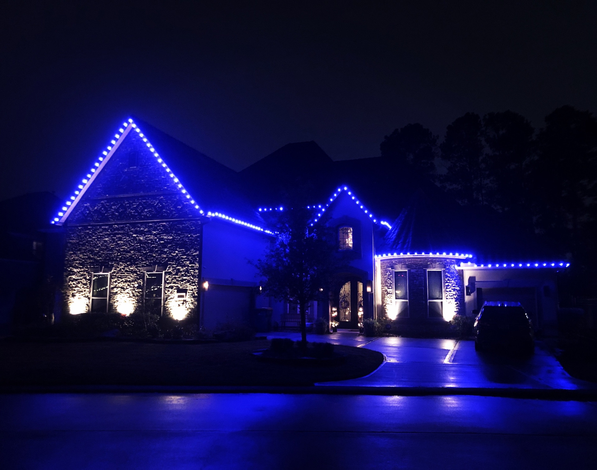 Residential Christmas Light Installation Serving Greater Houston Area