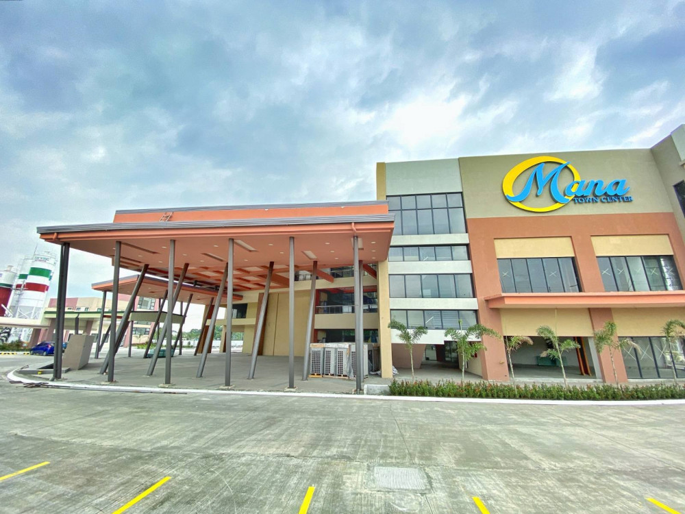 Mana Town Center