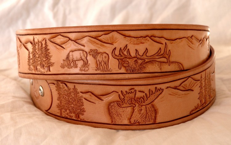 Lone Tree Leather Works | Custom Leather Belt Art display picture 1