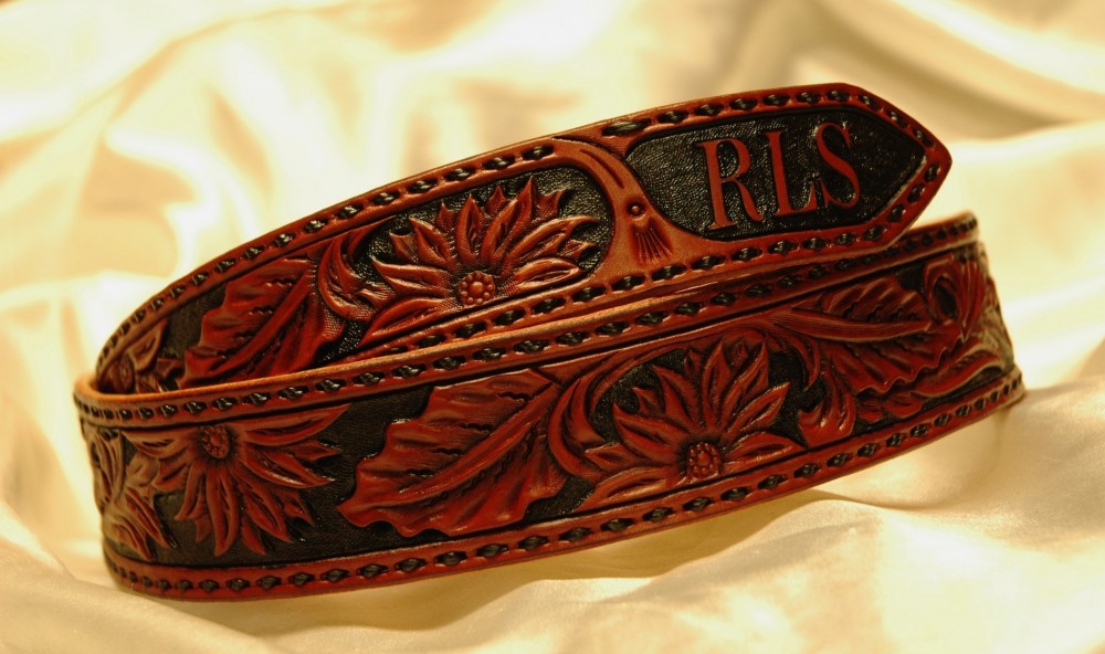 Lone Tree Leather Works | Custom Features for Hand Tooled Leather Belts