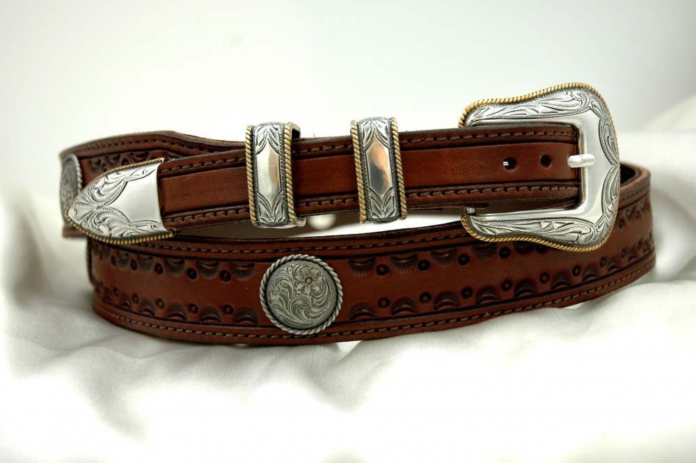 Lone Tree Leather Works | Custom Features for Hand Tooled Leather Belts