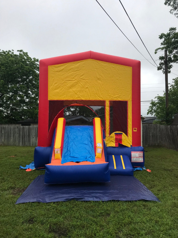 Modular Bounce Houses With Banner