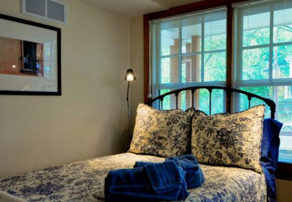 Baxter House Bed & Breakfast Apartment Bedrooms