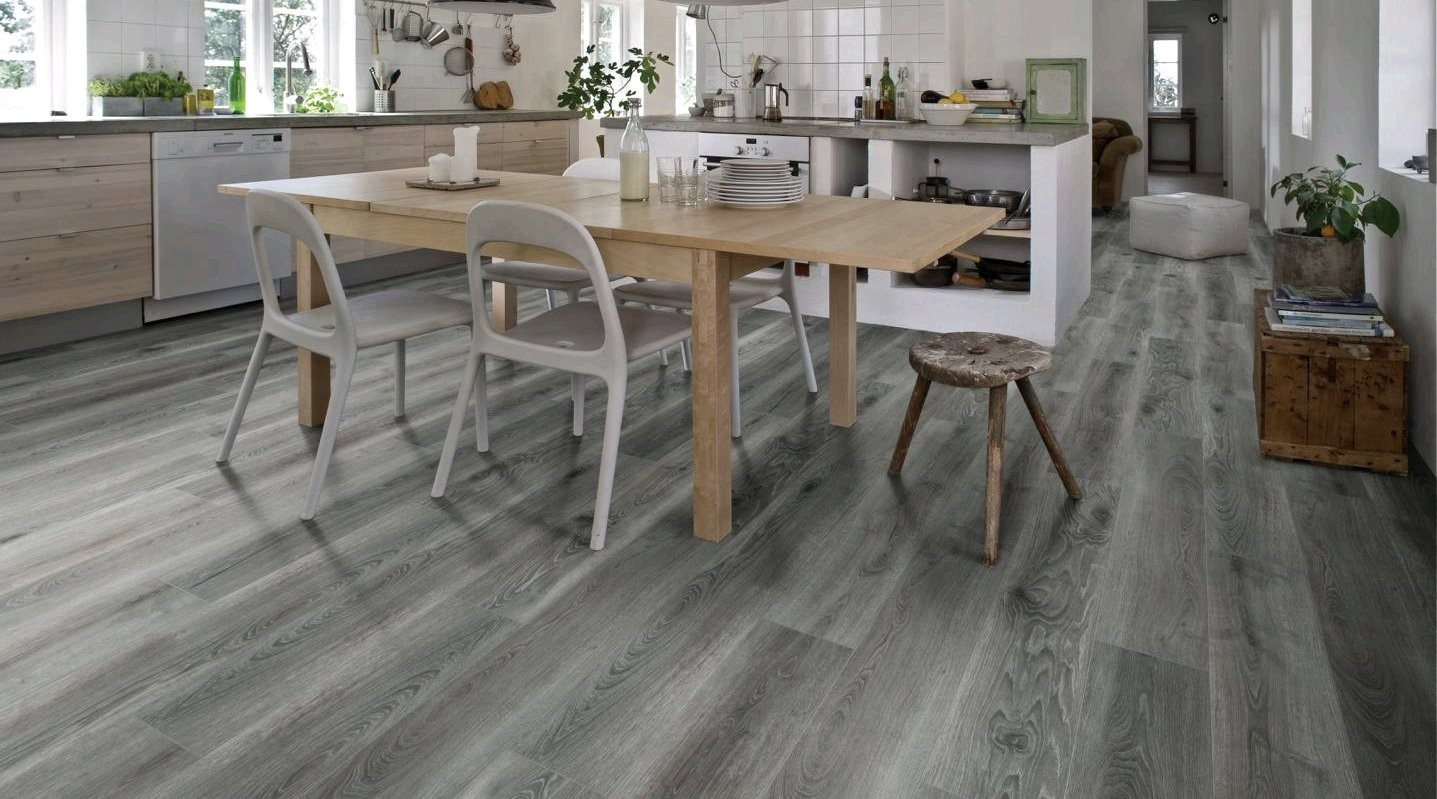 Unveiling the Differences Between SPC and PVC Flooring