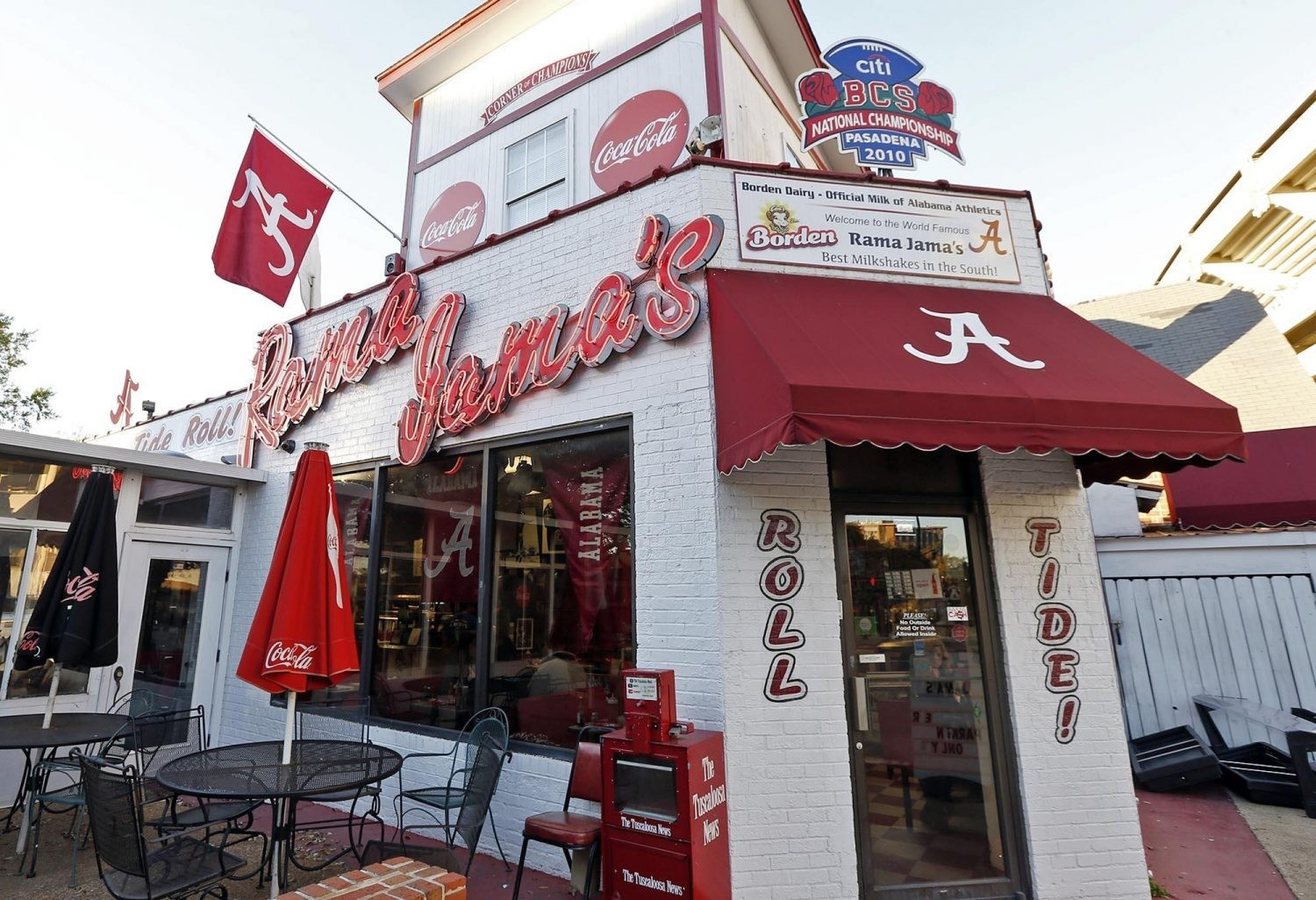 Rama Jama Alabama Sports themed restaurant in Tuscaloosa