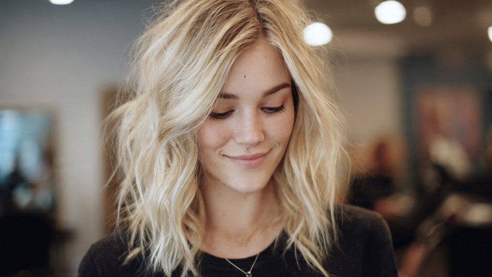 Dallas premier hair salon-Mark Vang Hair Design, blonde specialist, Preston Hollow's Keratin treament/Brazilian Blowout