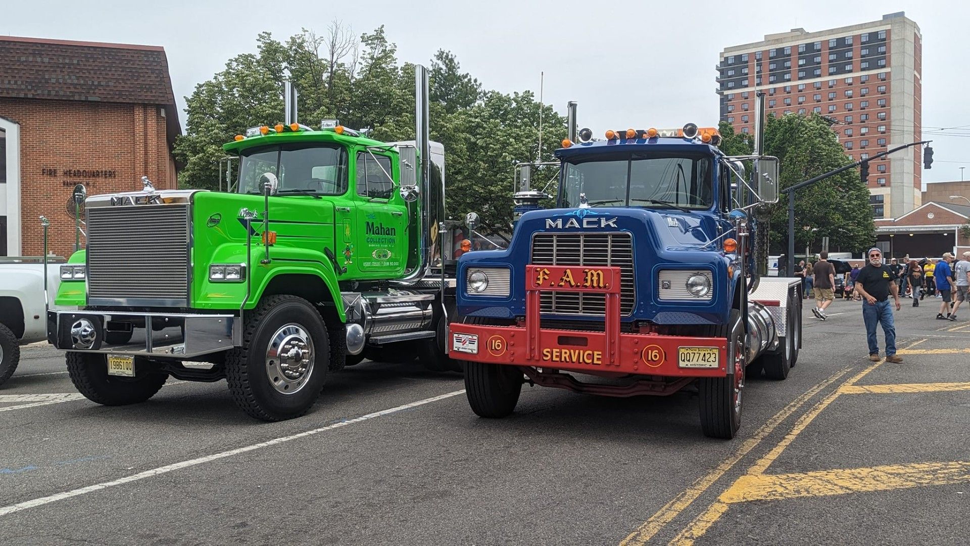 HRH55
