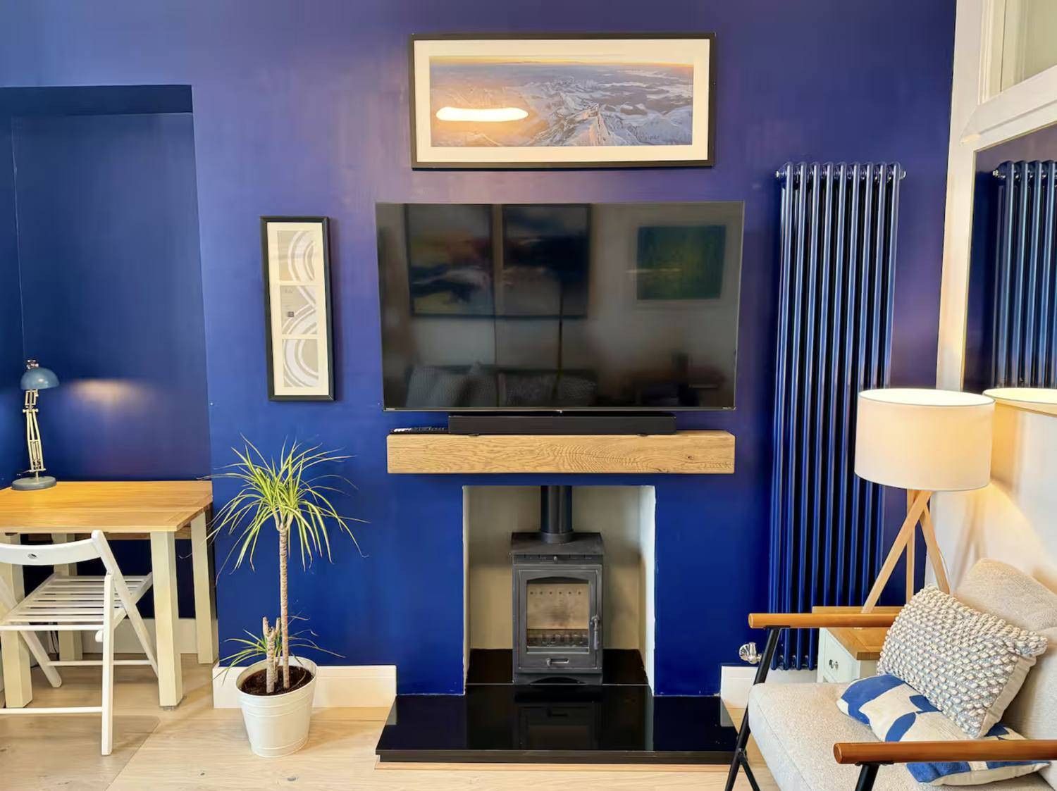 Living room fireplace corner