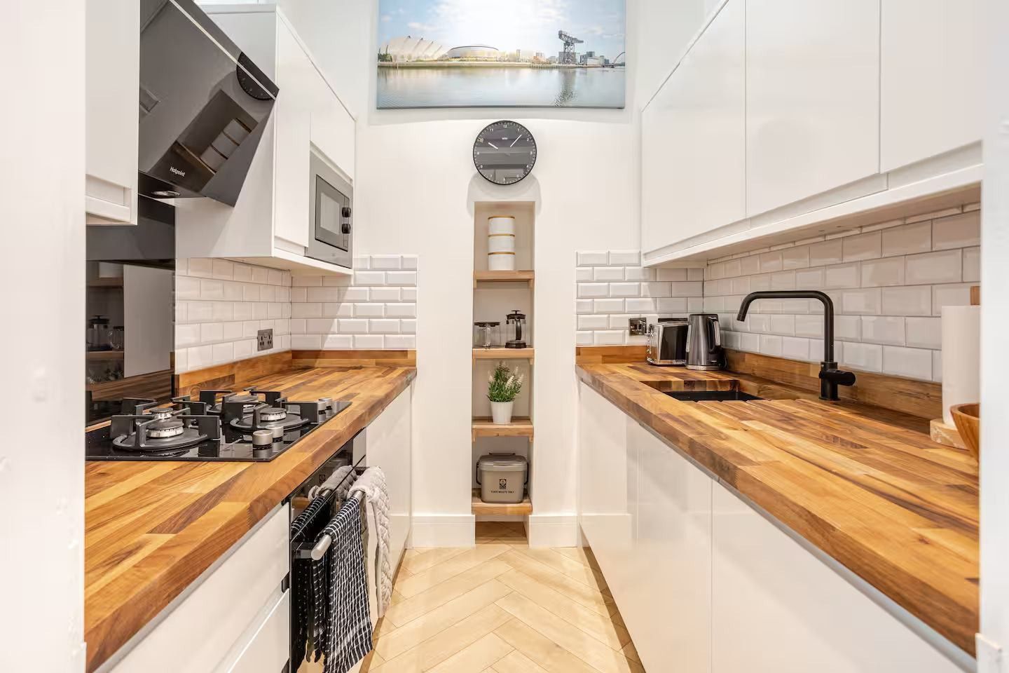 Kitchen storage