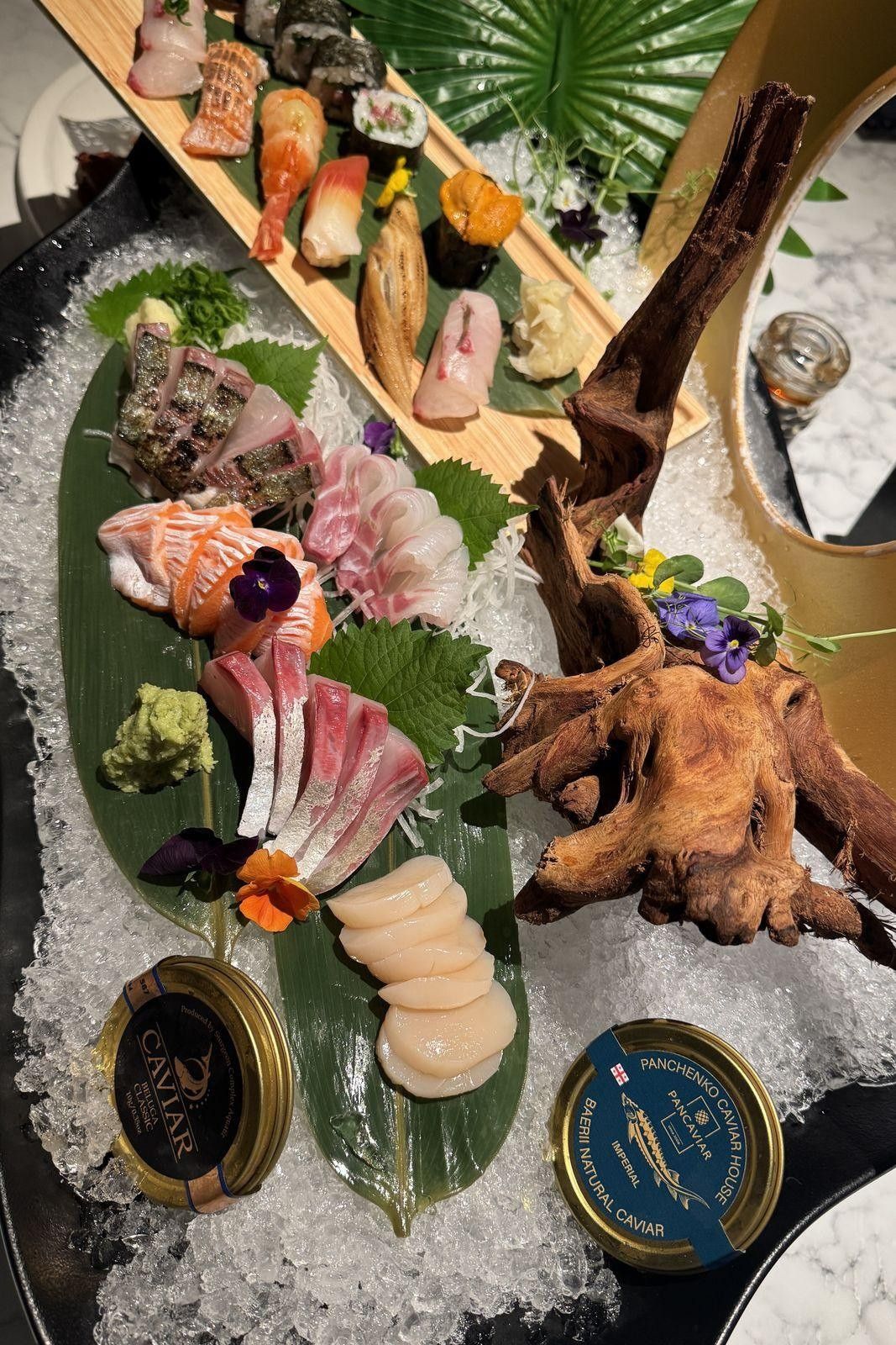 Seafood platter with caviar