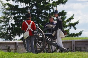 Historic 1812 soldiers W