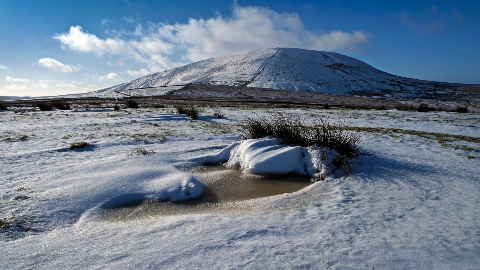7.Pendle Hill in winter