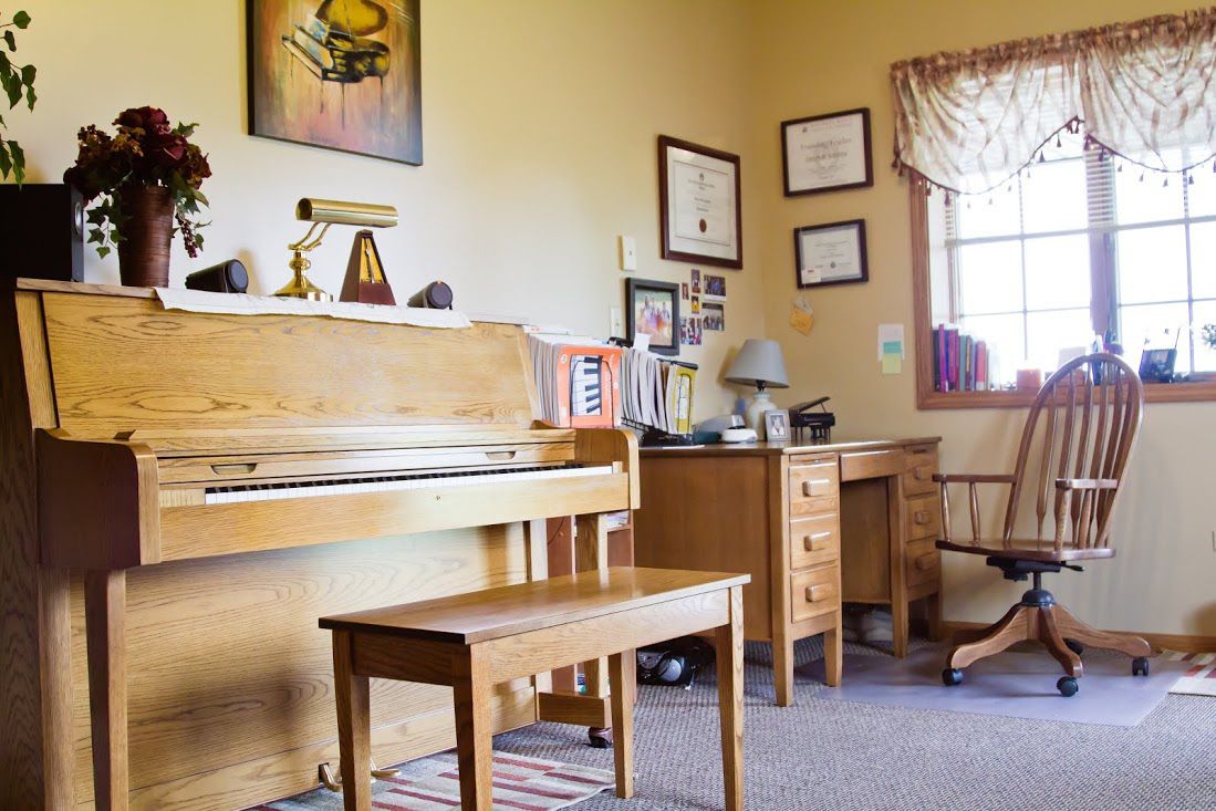 Real studio photo for Evelyn's Piano Studio