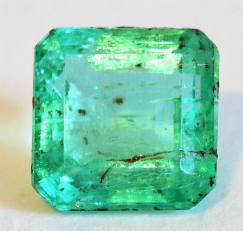 The Magnetic Metals that Color Gemstones