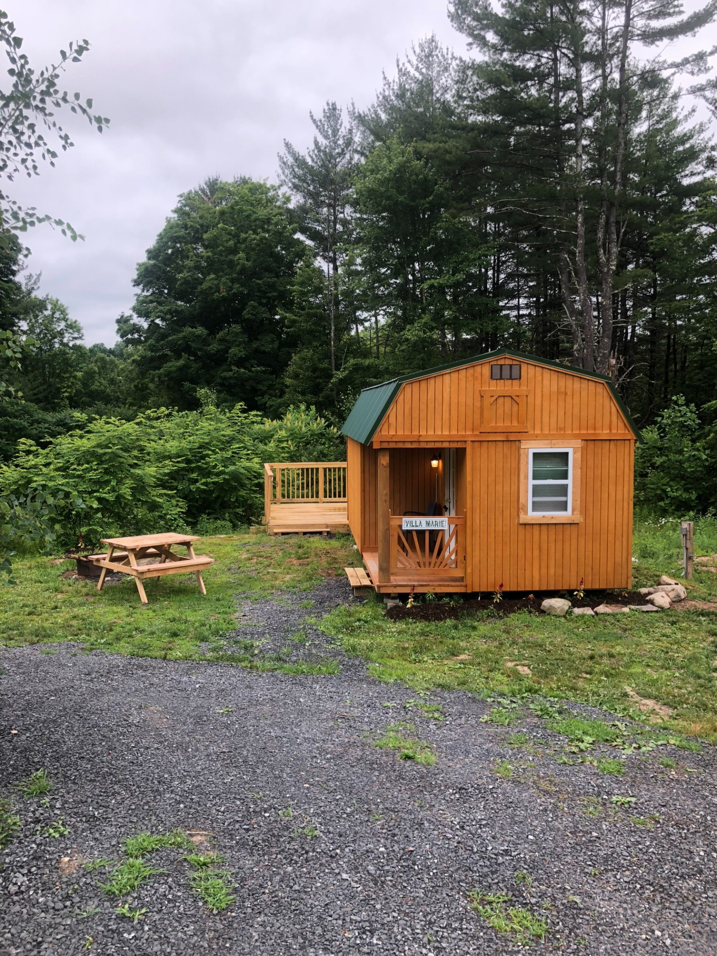 catskills-cabin-exterior