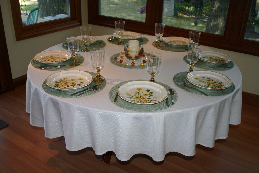 The Best Tabletop Extension Pads Extend Your Dining Table