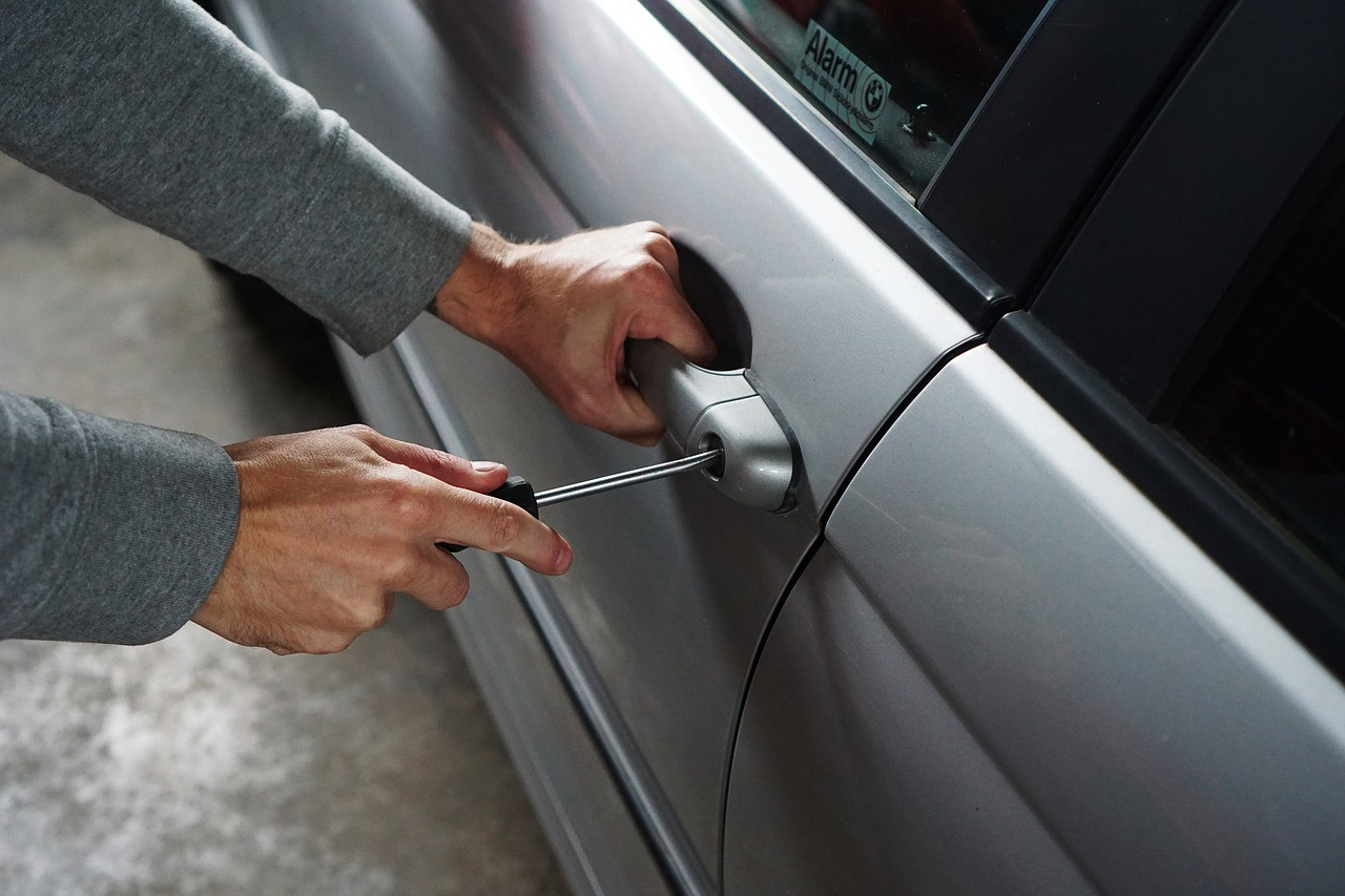 How To Prevent Keyless Car Theft?